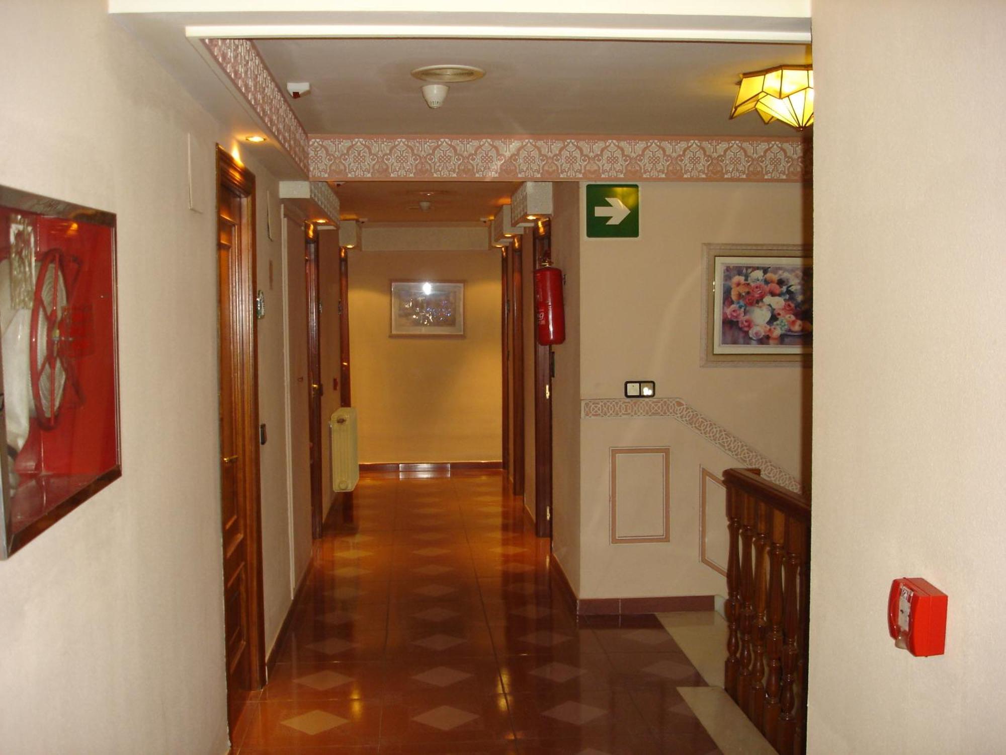 Hotel Vista Nevada Darro Esterno foto